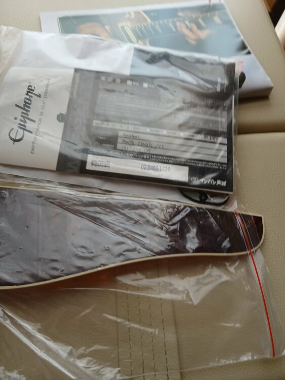 Epiphone masterbuild zenith（ピアノ・楽器・PA機材）の商品画像 - 査定依頼日：2026年4月12日 - 最高査定価格：25,000円