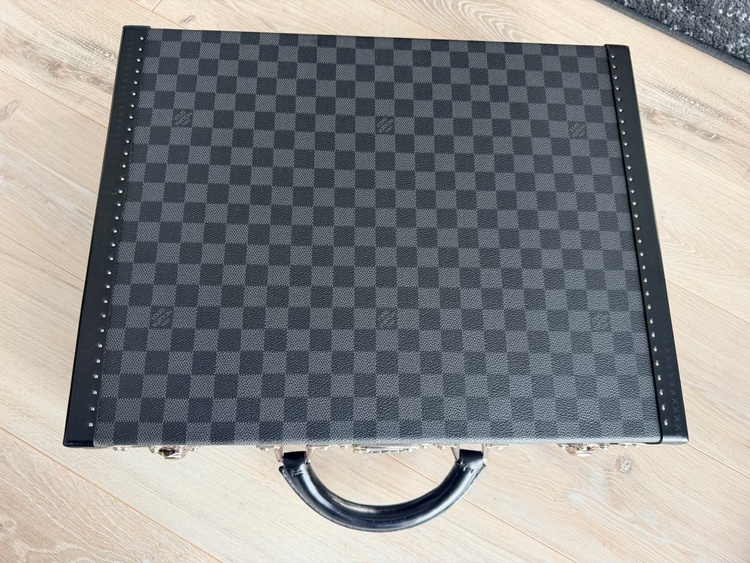 ルイヴィトン ダミエ （ブランドバッグ）の商品画像 - 査定依頼日：2026年2月28日 - 最高査定価格：300,000円