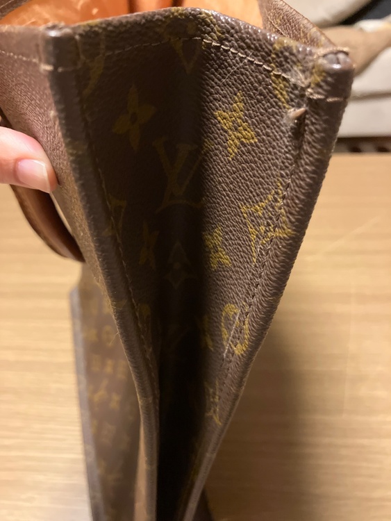 サックプラ （ブランドバッグ）の商品画像 - 査定依頼日：2025年12月10日 - 最高査定価格：60,000円