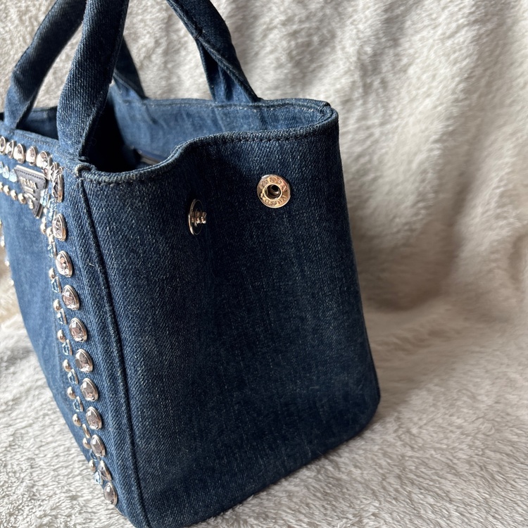 プラダ　カナパ（ブランドバッグ）の商品画像 - 査定依頼日：2025年12月9日 - 最高査定価格：40,000円