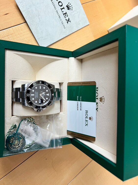 ロレックス サブマリーナー 116610lm（高級時計）の商品画像 - 査定依頼日：2025年5月4日 - 最高査定価格：1,520,000円