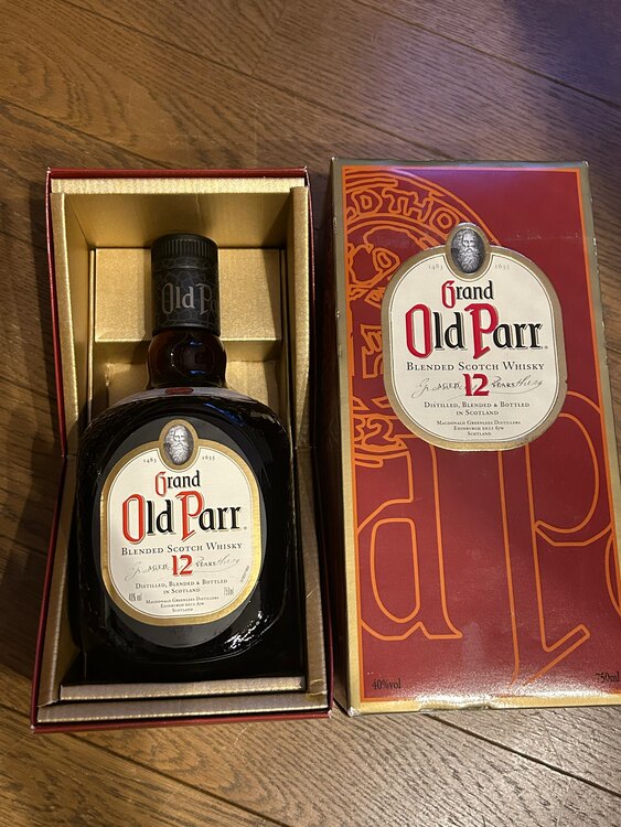 Grand Old Parr 12 years（お酒）の商品画像 - 査定依頼日：2024年12月7日 - 最高査定価格：89,800円