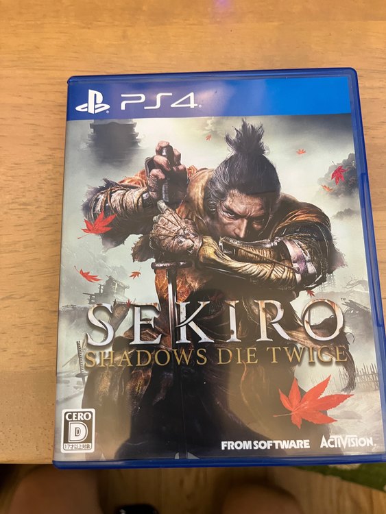 SEKIRO PS4（ゲーム機本体・ゲームソフト）の商品画像 - 査定依頼日：2023年11月5日 - 最高査定価格：1,100円