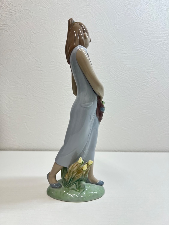 LIADRO チューリップガーデン（美術品・骨董品）の商品画像 - 査定依頼日：2026年6月28日 - 最高査定価格：5,000円
