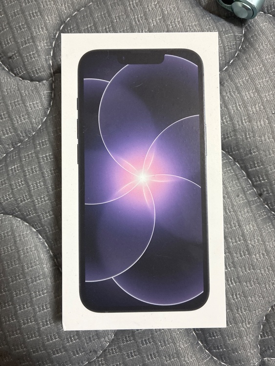 iPhone 17e 256GB Softbank（スマホ）の商品画像 - 査定依頼日：2026年5月11日 - 最高査定価格：74,100円