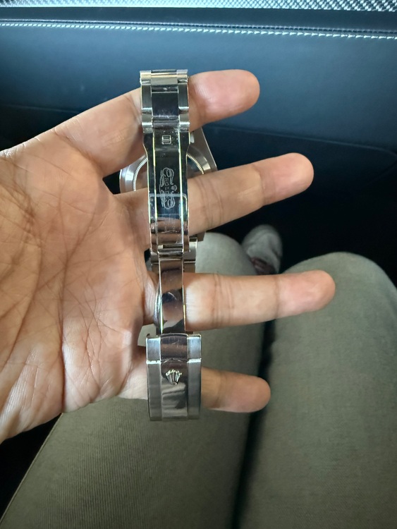 ロレックス デイトジャスト 116334w（高級時計）の商品画像 - 査定依頼日：2025年11月16日 - 最高査定価格：1,600,000円