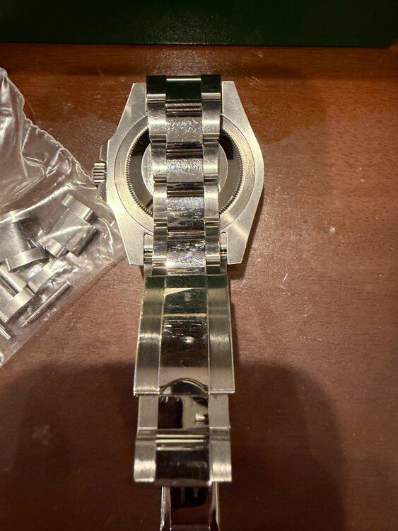 ロレックス GMTマスター （高級時計）の商品画像 - 査定依頼日：2026年3月24日 - 最高査定価格：2,030,000円