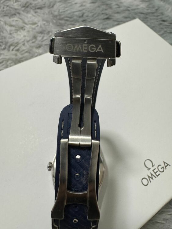 オメガ シーマスター 2201241210300（高級時計）の商品画像 - 査定依頼日：2025年6月22日 - 最高査定価格：650,000円