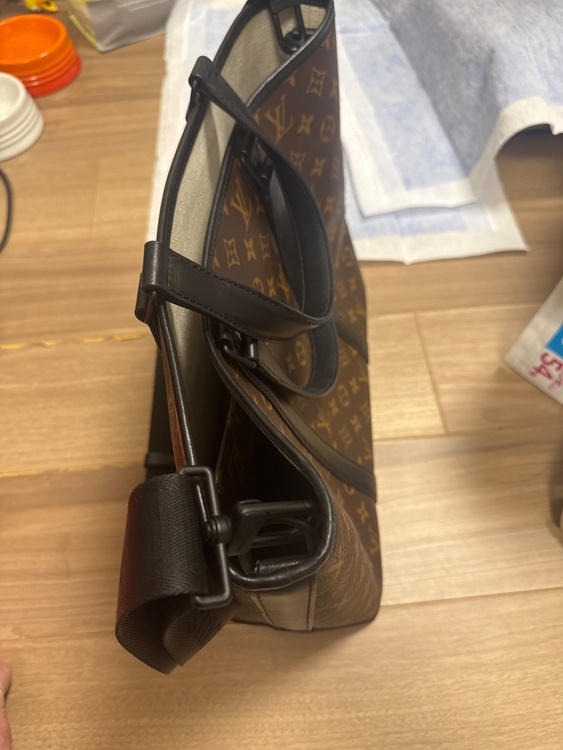 ショルダーバッグ（ブランドバッグ）の商品画像 - 査定依頼日：2025年12月23日 - 最高査定価格：220,000円