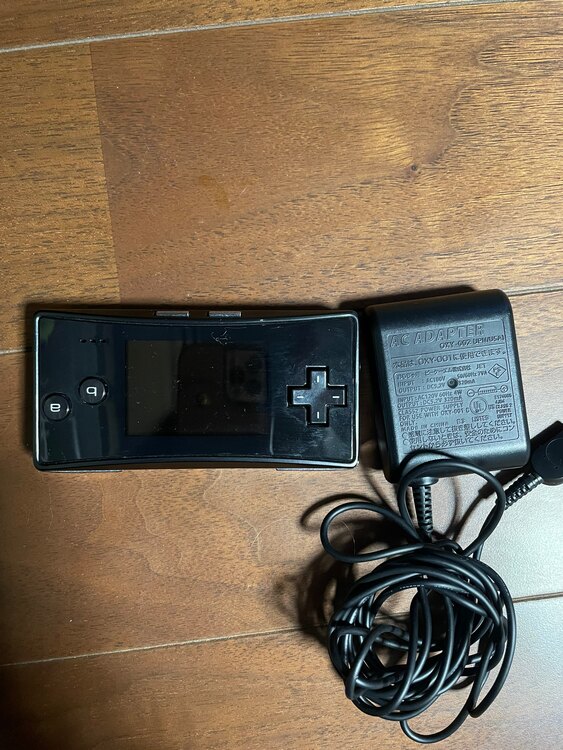 ゲームボーイミクロ (ブラック) 【メーカー生産終了】（ゲーム機本体・ゲームソフト）の商品画像 - 査定依頼日：2023年12月19日 - 最高査定価格：12,500円