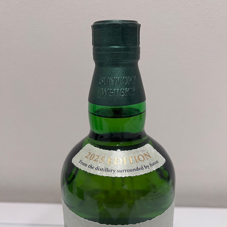 白州 THE HAKUSHU SINGLE MALT JAPANESE WHISKY Story of the Distillery 2025EDITION（お酒）の商品画像 - 査定依頼日：2026年8月24日 - 最高査定価格：14,000円