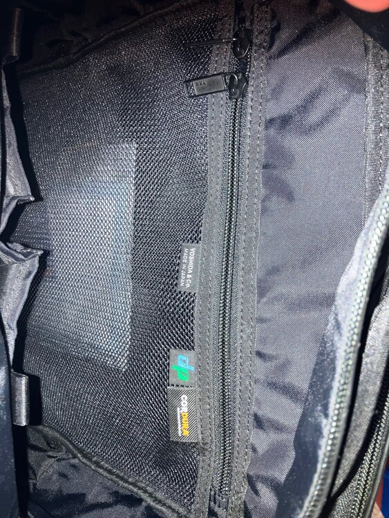 PORTER ハイブリット　DAYPACK（ブランド財布・小物）の商品画像 - 査定依頼日：2025年5月15日 - 最高査定価格：3,500円