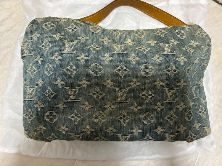 デニム（ブランドバッグ）の商品画像 - 査定依頼日：2026年9月19日 - 最高査定価格：220,000円