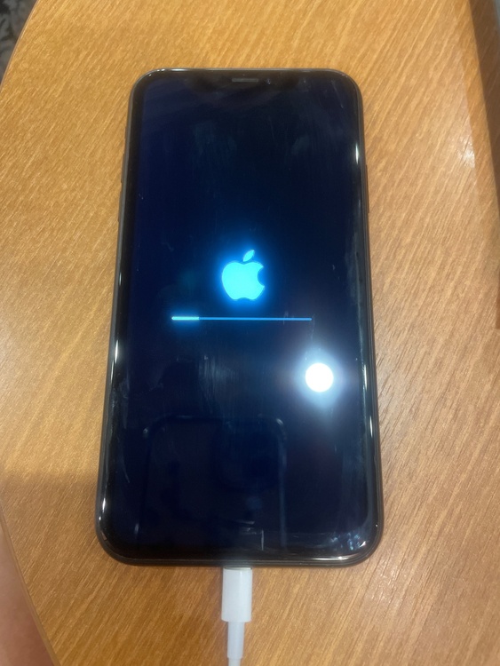 iPhone iPhoneXR 64GB SIMフリー（スマホ）の商品画像 - 査定依頼日：2026年8月5日 - 最高査定価格：9,500円