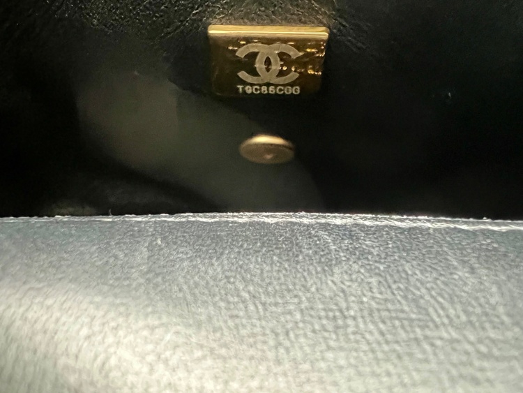 シャネルマトラッセミニフラップバッグ ハートチェーン（ブランドバッグ）の商品画像 - 査定依頼日：2026年2月12日 - 最高査定価格：460,000円