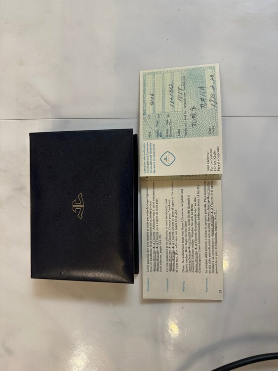 ジャガー・ルクル その他 910（高級時計）の商品画像 - 査定依頼日：2025年2月3日 - 最高査定価格：400,000円