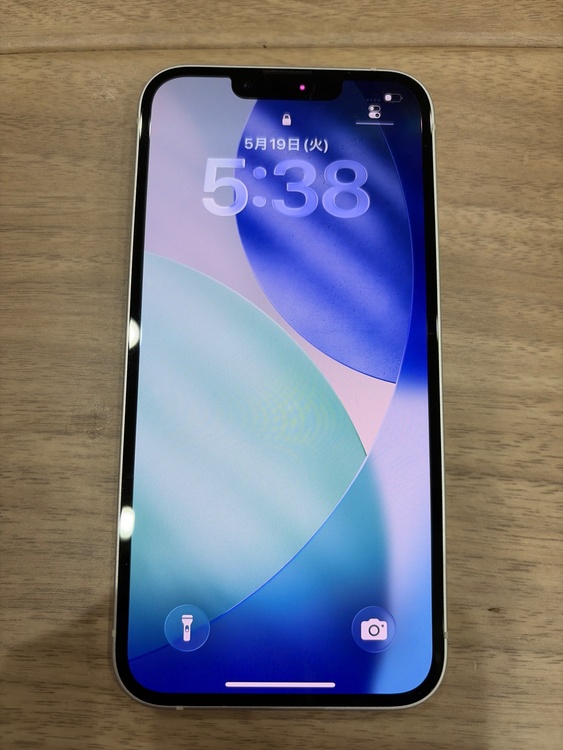 iPhone 13 128GB SIMフリー（スマホ）の商品画像 - 査定依頼日：2026年5月19日 - 最高査定価格：32,000円