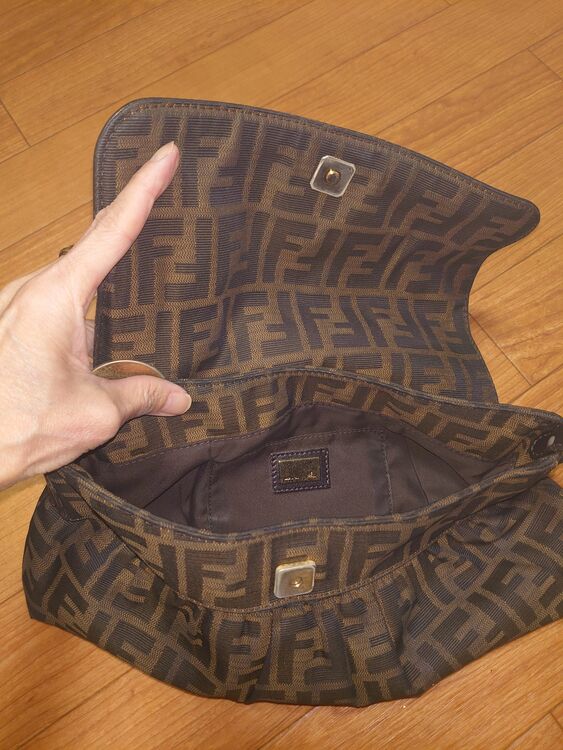 バッグ（ブランドバッグ）の商品画像 - 査定依頼日：2025年7月23日 - 最高査定価格：60,000円