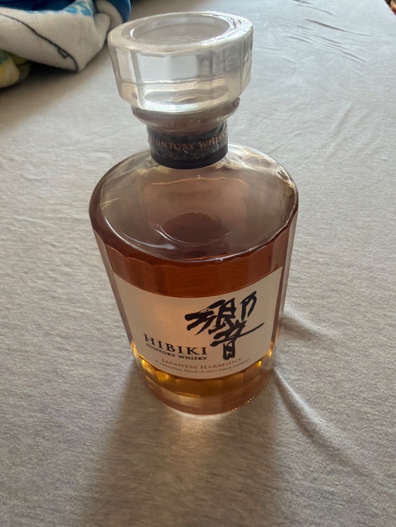 ウイスキー サントリー響 （お酒）の商品画像 - 査定依頼日：2026年2月12日 - 最高査定価格：10,200円