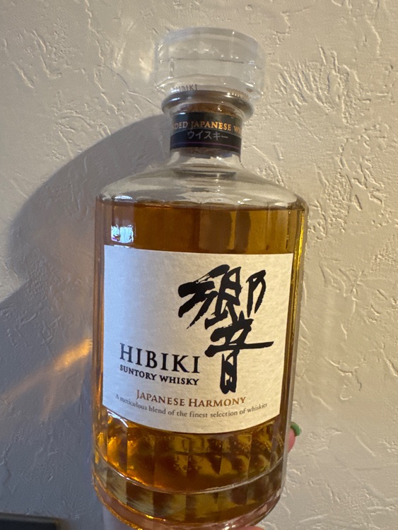 響　ジャパニーズハーモニー（お酒）の商品画像 - 査定依頼日：2025年11月17日 - 最高査定価格：9,000円