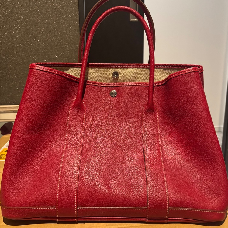 ガーデンパーティーPM（ブランドバッグ）の商品画像 - 査定依頼日：2025年12月11日 - 最高査定価格：300,000円