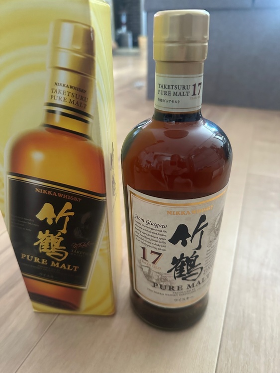 ウイスキー サントリー響（お酒）の商品画像 - 査定依頼日：2026年7月21日 - 最高査定価格：235,000円