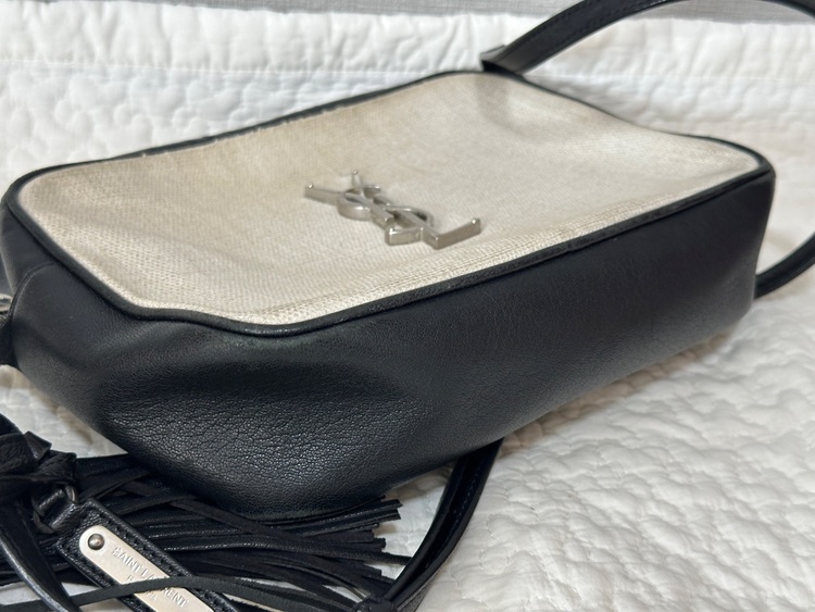 YSL ルーカメラバッグ（ブランドバッグ）の商品画像 - 査定依頼日：2025年12月2日 - 最高査定価格：30,000円