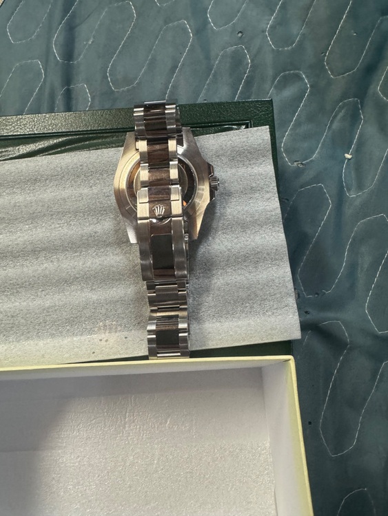 11710ln（高級時計）の商品画像 - 査定依頼日：2025年6月28日 - 最高査定価格：1,700,000円