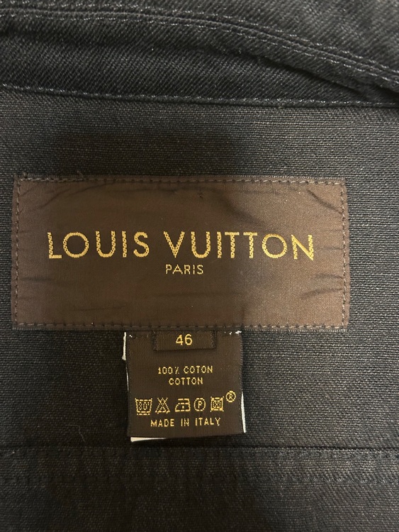 ジャケット（古着・ファッション）の商品画像 - 査定依頼日：2025年12月1日 - 最高査定価格：100,000円