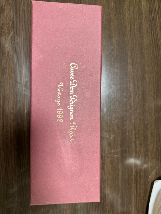 シャンパン ドン・ペリニヨン （お酒）の商品画像 - 査定依頼日：2025年9月26日 - 最高査定価格：46,000円