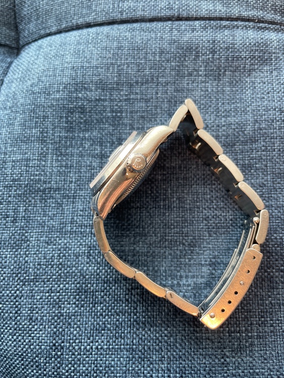 ロレックス パーペチュアルデイト 7916（高級時計）の商品画像 - 査定依頼日：2026年3月22日 - 最高査定価格：650,000円