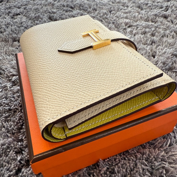 HERMESベアンコンビネW刻印（ブランド財布・小物）の商品画像 - 査定依頼日：2025年12月9日 - 最高査定価格：150,000円