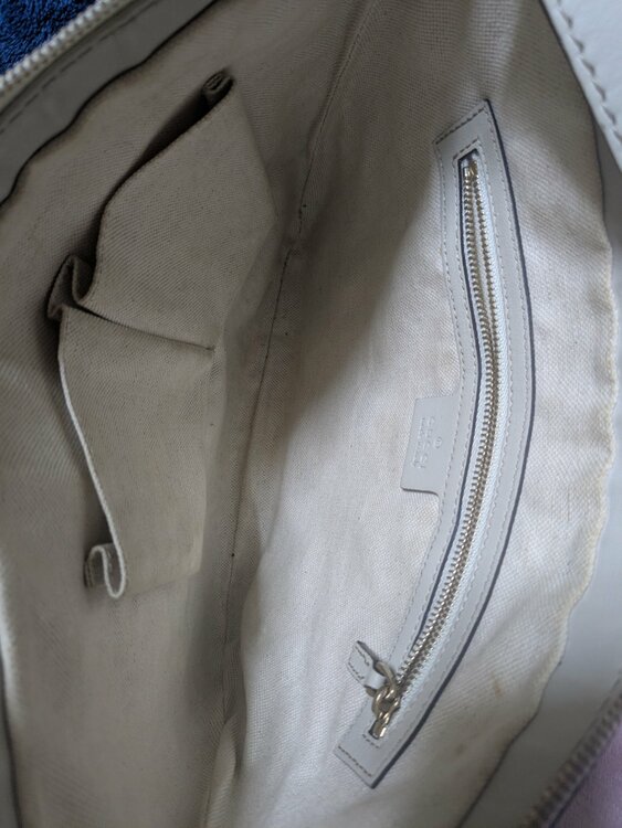 グッチ  （ブランドバッグ）の商品画像 - 査定依頼日：2026年2月7日 - 最高査定価格：50,000円