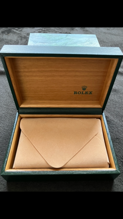 16200（高級時計）の商品画像 - 査定依頼日：2026年1月3日 - 最高査定価格：750,000円