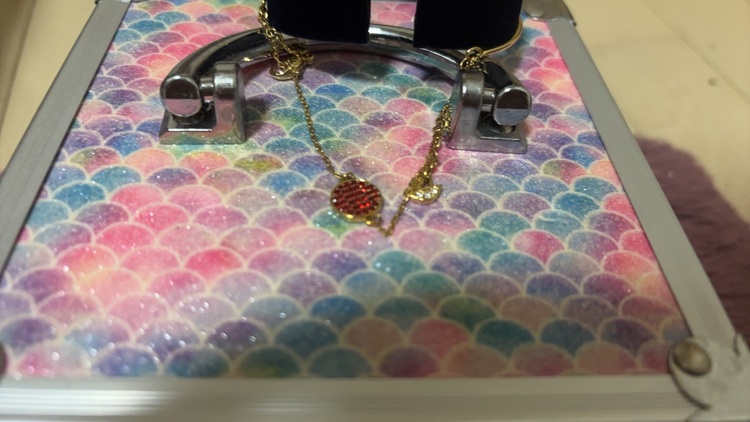 コーチバッグ、スワロフスキー（金・貴金属）の商品画像 - 査定依頼日：2025年8月17日 - 最高査定価格：2,000円