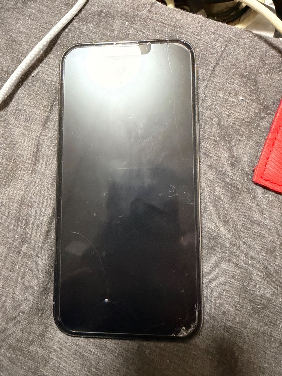 iPhone 13 Pro 128GB SIMフリー（スマホ）の商品画像 - 査定依頼日：2026年4月6日 - 最高査定価格：38,000円