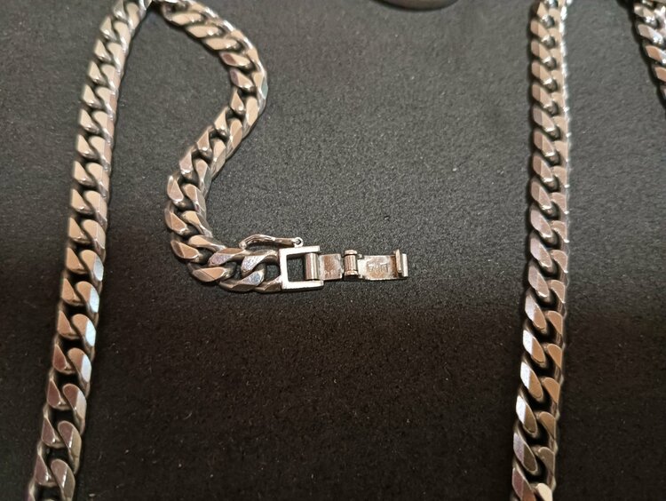 喜平ネックレス、指輪（金・貴金属）の商品画像 - 査定依頼日：2026年1月6日 - 最高査定価格：1,220,000円