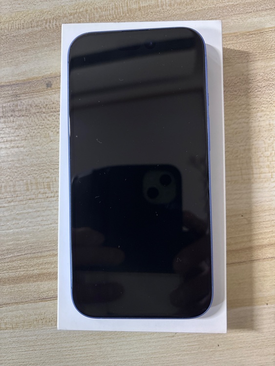 iPhone 16 128GB docomo（スマホ）の商品画像 - 査定依頼日：2026年4月1日 - 最高査定価格：80,000円