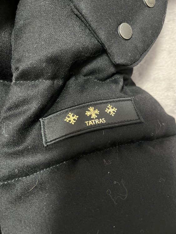 タトラス　ダウン（古着・ファッション）の商品画像 - 査定依頼日：2025年10月25日 - 最高査定価格：25,000円