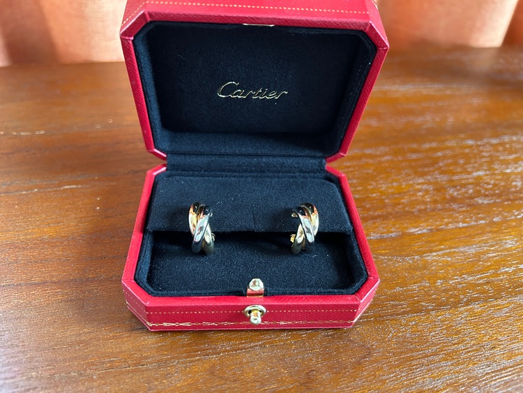 カルティエ　トリニティ　ピアス　大（金・貴金属）の商品画像 - 査定依頼日：2025年6月25日 - 最高査定価格：300,000円