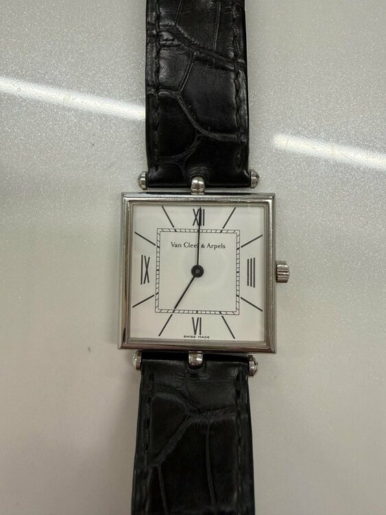 その他 ヴァン クリーフ＆アーペル 14643（高級時計）の商品画像 - 査定依頼日：2026年2月17日 - 最高査定価格：70,000円