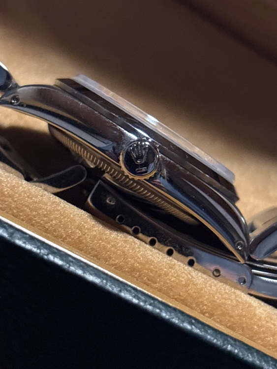 ロレックス エクスプローラー 1427（高級時計）の商品画像 - 査定依頼日：2025年10月27日 - 最高査定価格：1,000,000円