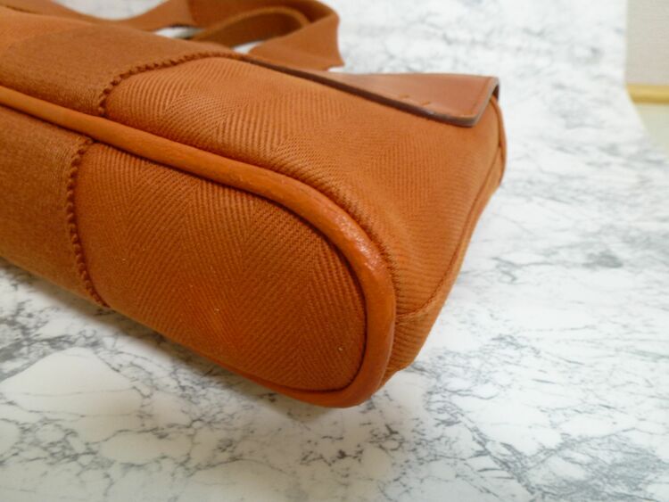 ヴァルパライソロングPM ハンドバッグ トワルシェブロン オレンジ レディース（ブランドバッグ）の商品画像 - 査定依頼日：2025年11月19日 - 最高査定価格：55,000円