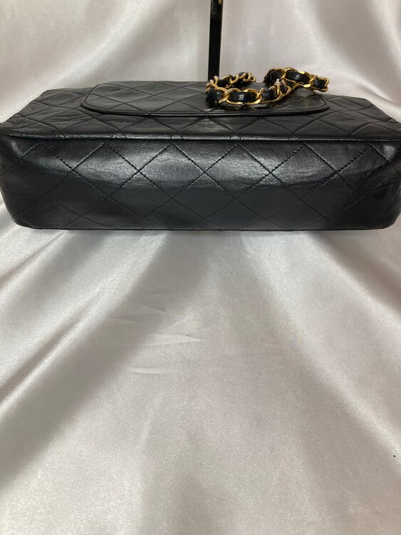 シャネル マトラッセ （ブランドバッグ）の商品画像 - 査定依頼日：2024年12月30日 - 最高査定価格：200,000円