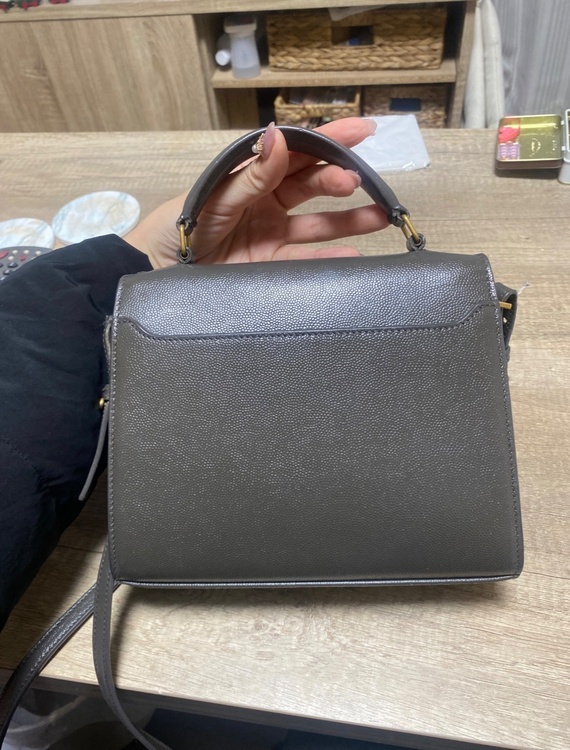 サンローランパリ カサンドラ レザー 2WAYハンドバッグ（ブランドバッグ）の商品画像 - 査定依頼日：2025年12月19日 - 最高査定価格：140,000円