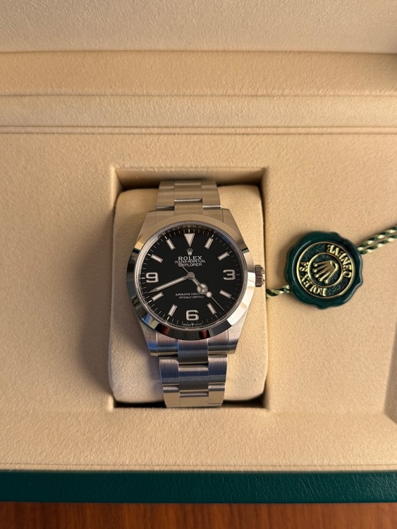 ロレックス エクスプローラー40（高級時計）の商品画像 - 査定依頼日：2025年8月20日 - 最高査定価格：1,380,000円