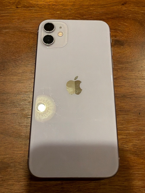 iPhone iPhone11 64GB SIMフリー（スマホ）の商品画像 - 査定依頼日：2026年7月4日 - 最高査定価格：17,000円