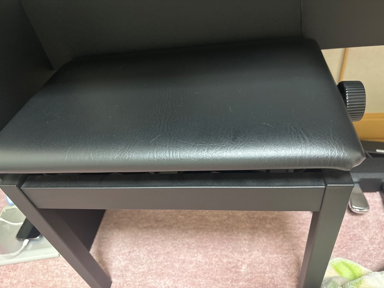 F107-BKX（ピアノ・楽器・PA機材）の商品画像 - 査定依頼日：2026年4月25日 - 最高査定価格：12,000円