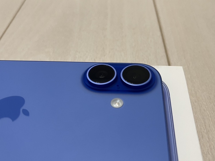 iPhone 16 128GB docomo（スマホ）の商品画像 - 査定依頼日：2026年1月14日 - 最高査定価格：100,000円