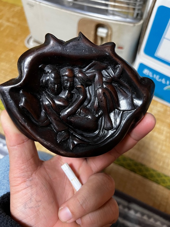 置物（美術品・骨董品）の商品画像 - 査定依頼日：2025年11月23日 - 最高査定価格：100,000円